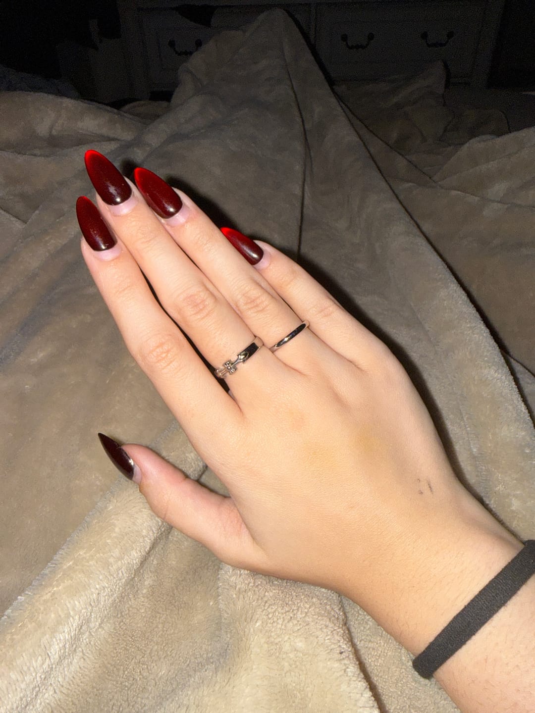 Customer photo review of Everyday Classic Thin Ring Band
