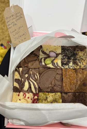 Customer photo review of Brownie & Blondie Mixed Box