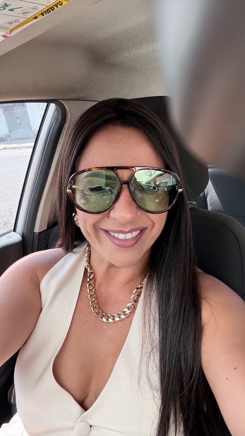 Customer photo review of Óculos Tropea Edição Limitada