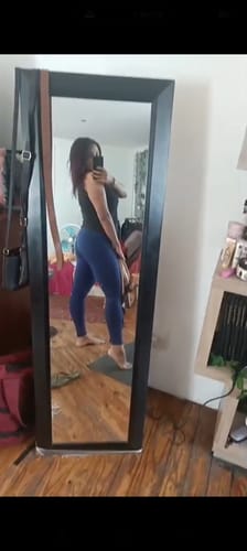 Customer photo review of High Waist Pocket Leggings