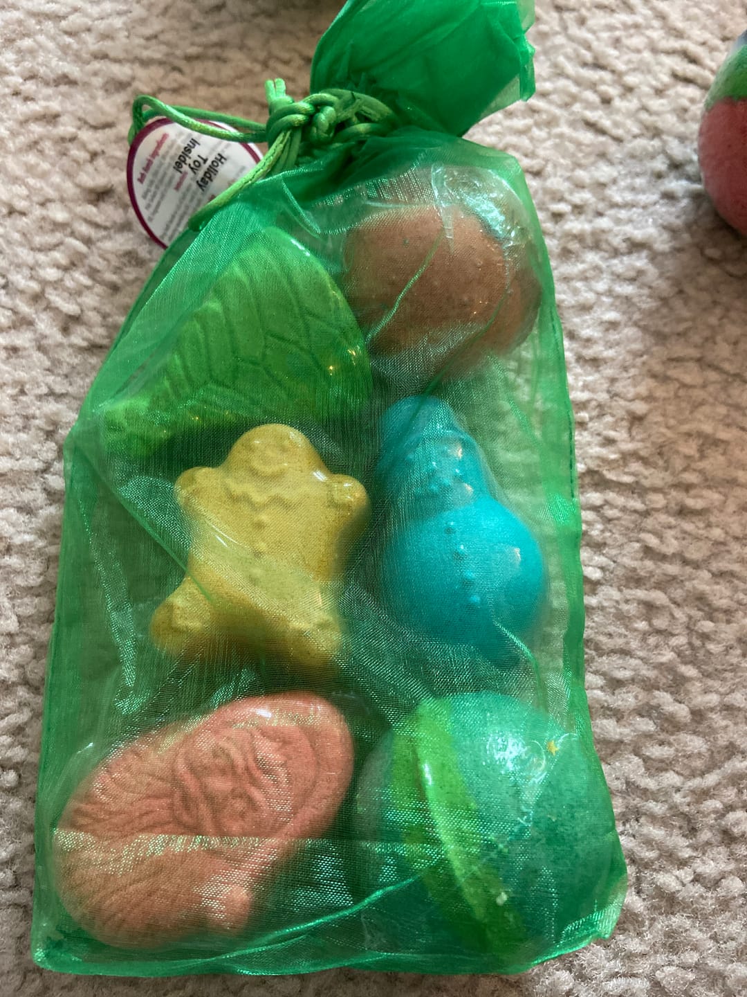 Customer photo review of Holiday Ornaments Christmas Kids Bath Bomb Bag with Toy Surprises Inside (6-Pack)