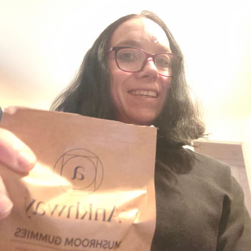 Customer photo review of Mushroom Gummies