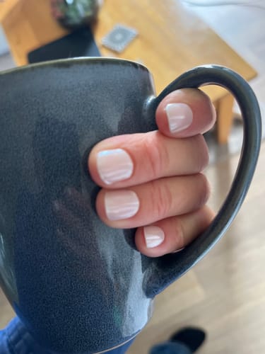 Customer photo review of Pink Hailey Glazed Donut DIY Semicured Gel Nail Sticker Kit