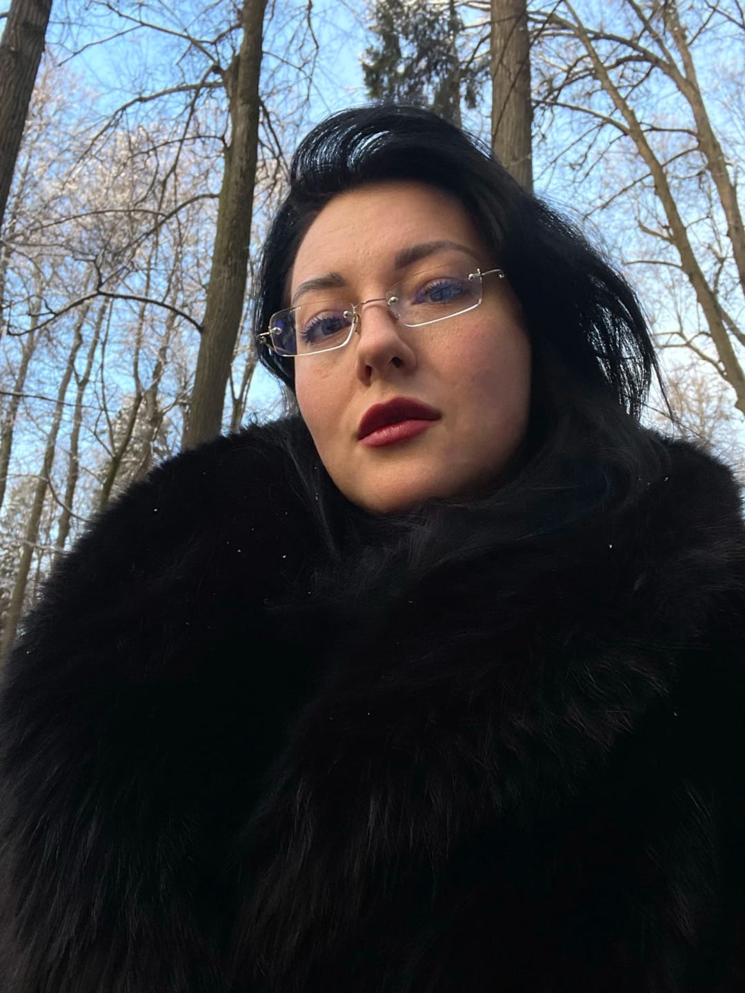Customer photo review of Maris Cropped Faux Fur Coat