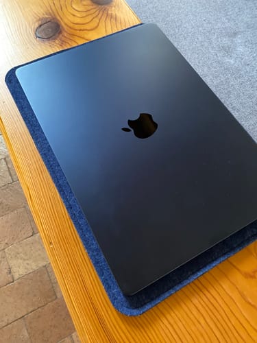 Customer photo review of sleeve for macbook