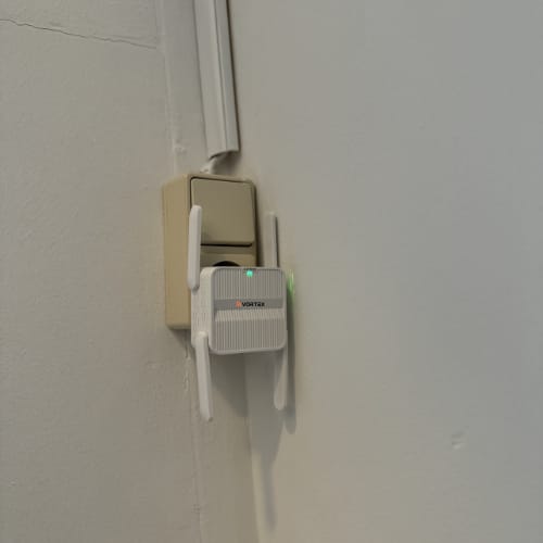 Customer photo review of VortexWifi6 Extender