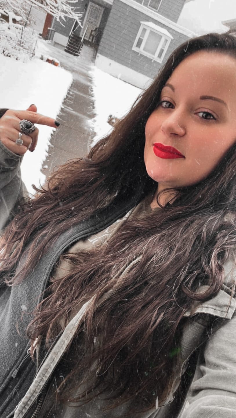 Customer photo review of Evermore Liquid Lipstick: Cuts U Up