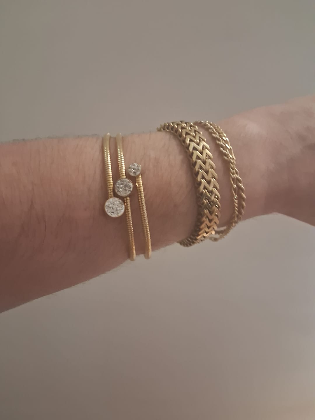 Customer photo review of Pulseira Link Banhado em Ouro 18k