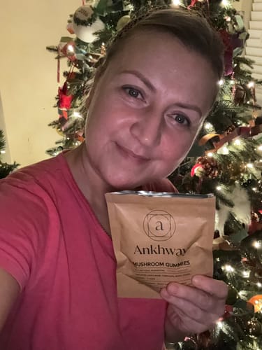 Customer photo review of Mushroom Gummies