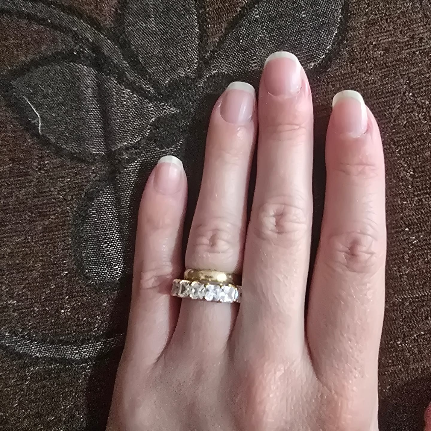 Customer photo review of Anel Queen Banhado em Ouro 18k