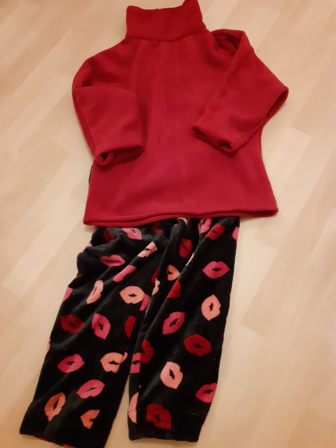 Customer photo review of Special Offer #2 - Plain Polar Fleece Fabric - 2 metre Pre-cut