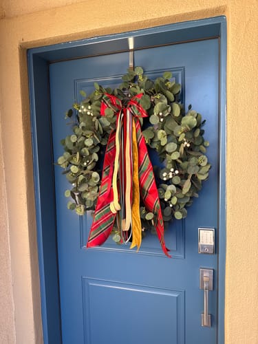 Customer photo review of Christmas Tradition Wreath Ribbon