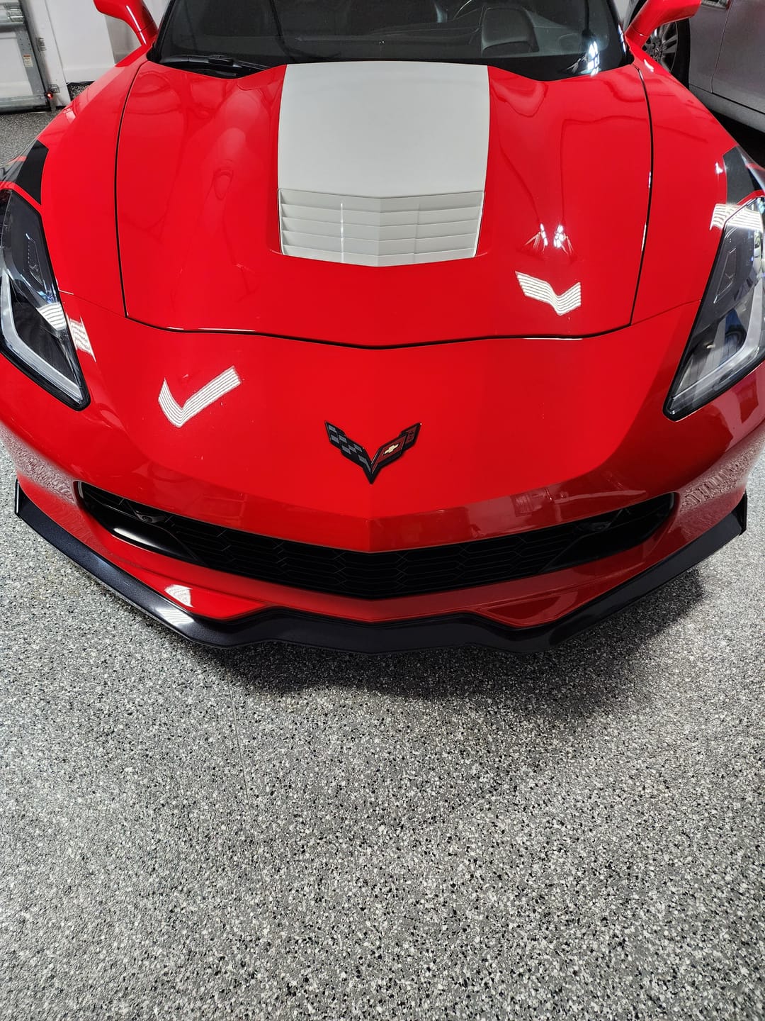 Customer photo review of Chevrolet Corvette C7 Stage 2 Front Splitter With Side End Caps