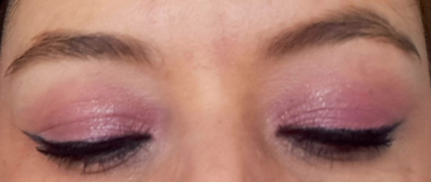 Customer photo review of SOMBRAS CREMOSAS MATE EN BARRA