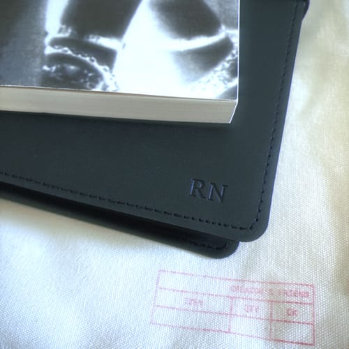 Customer photo review of Refillable Folio - RAVEN BLACK