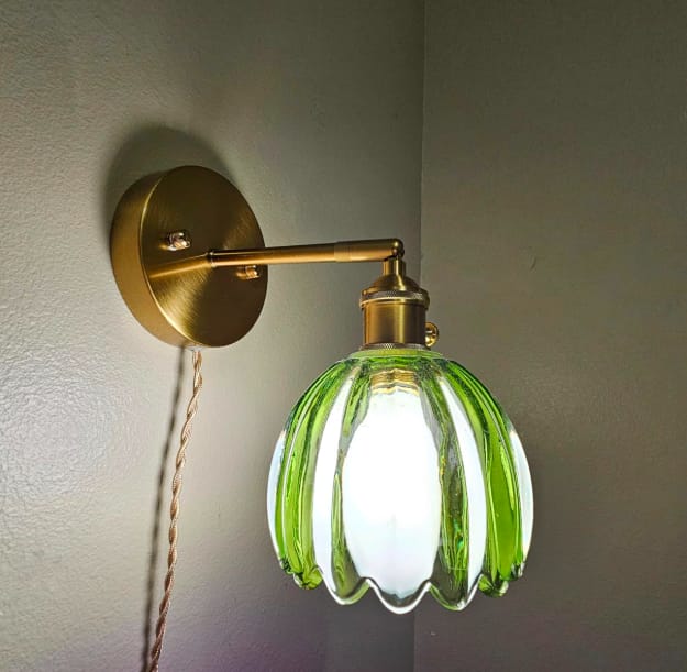 Customer photo review of Vintage TulipGlow Wandleuchte | Blüten-Design