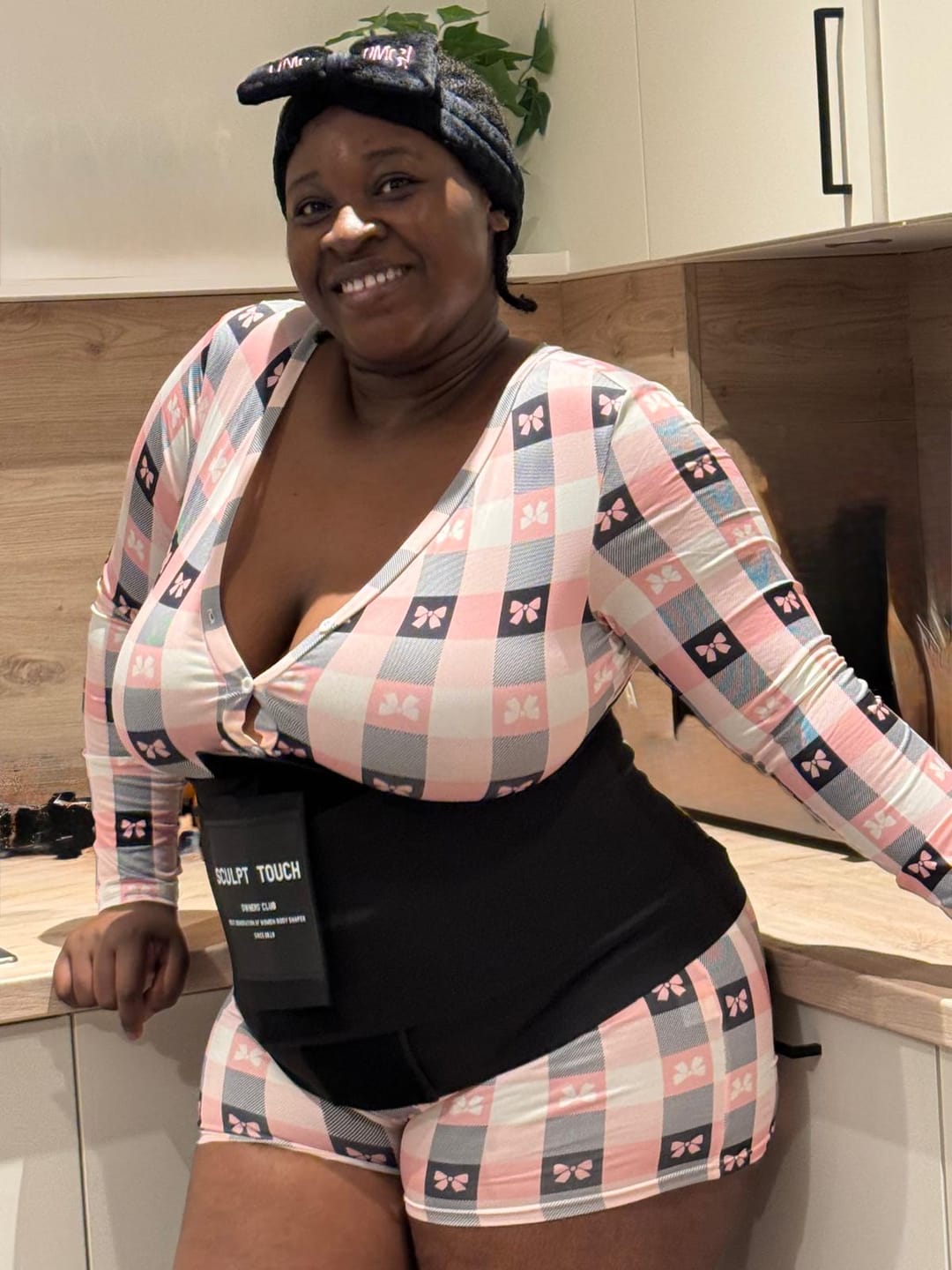 Customer photo review of Hourglass Girdle – Long Torso Cut（12"）