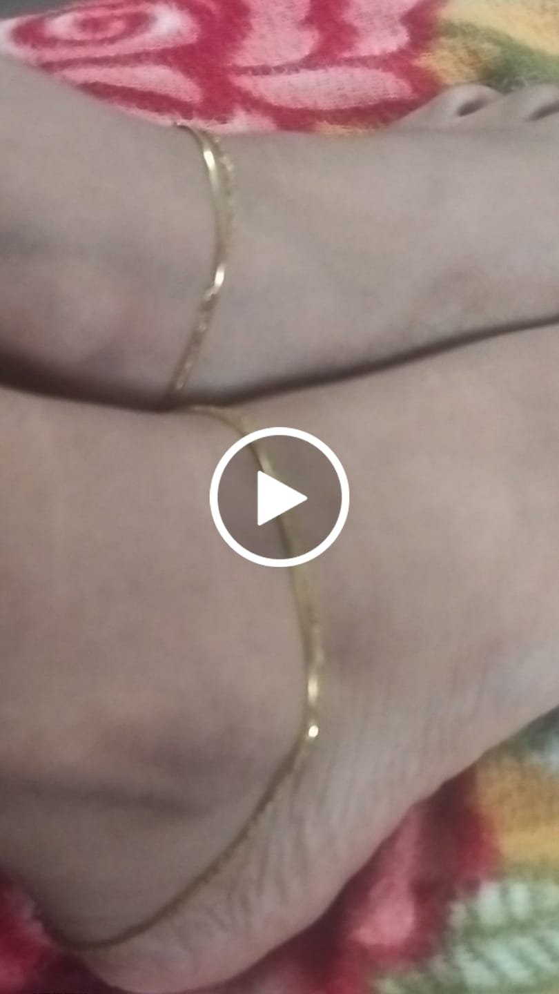 Customer video review of Two Layered Solid Cable Anklet