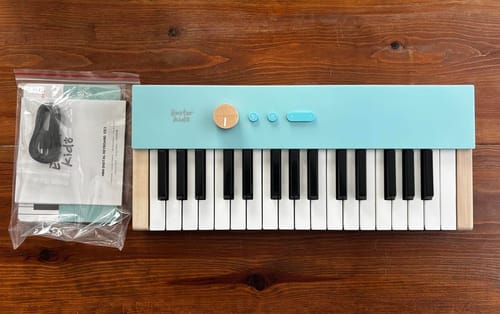 Customer photo review of Eastar KIDO V-10 32 Keys Mini Digital Keyboard