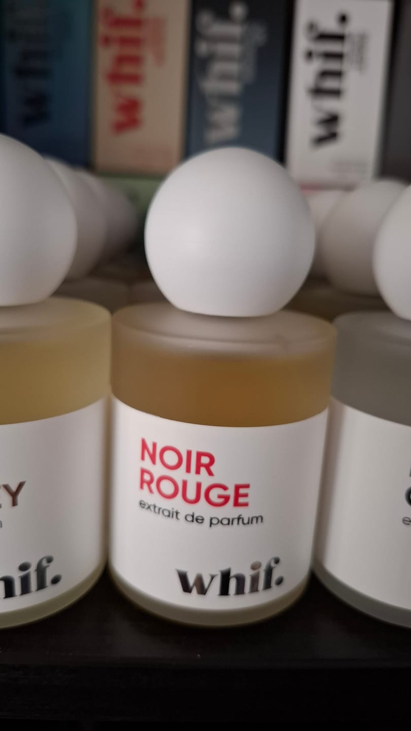 Customer photo review of Noir Rouge