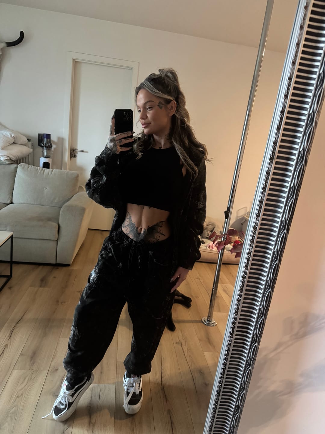 Customer photo review of 2011 - Anime Joggers