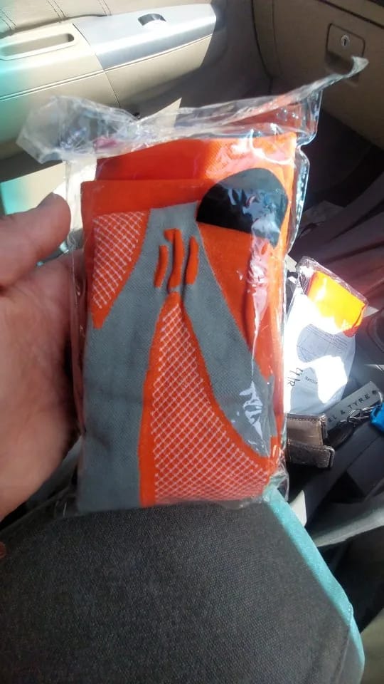 Customer photo review of KneePro FlexFit Compression Socks
