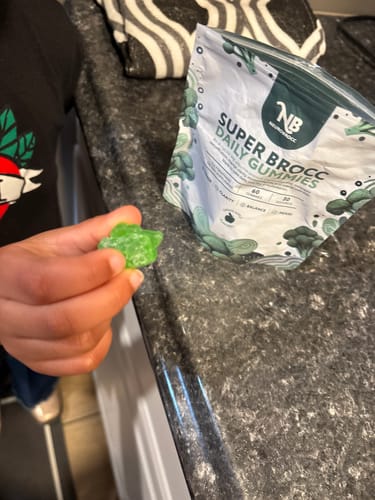 Customer photo review of NeuroBrocc Gummies