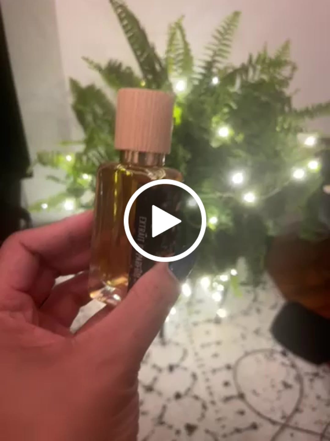 Customer video review of Holiday White Milk Vanilla Delight