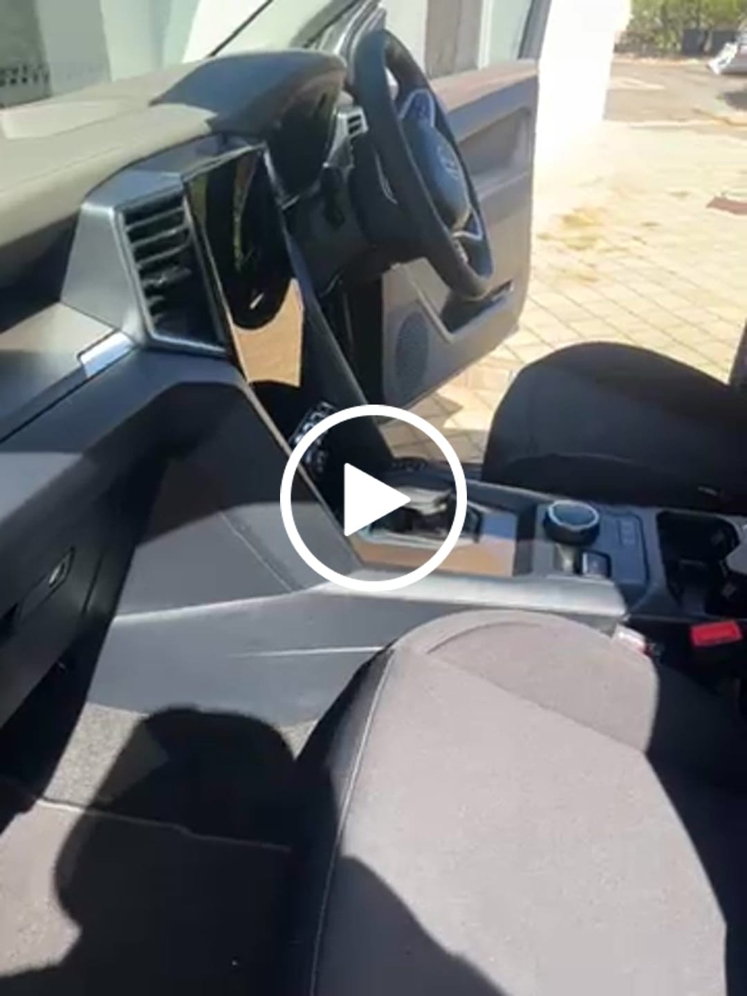 Customer video review of Sharkskin Plus Seat Covers for Volkswagen Amarok NF 06/2023-ON