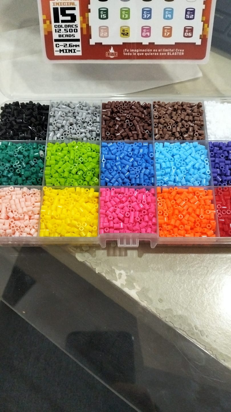 Customer photo review of Pack inicial 2.6mm (12.500 Piezas) - 15 Colores