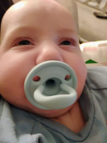 Customer photo review of Kit 2 Chupetes CLÁSICOS Blue + Celeste Nenina & Co