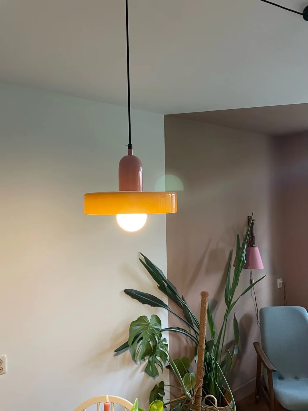 Customer photo review of Pendente de Teto Vidro Colorido Moderno