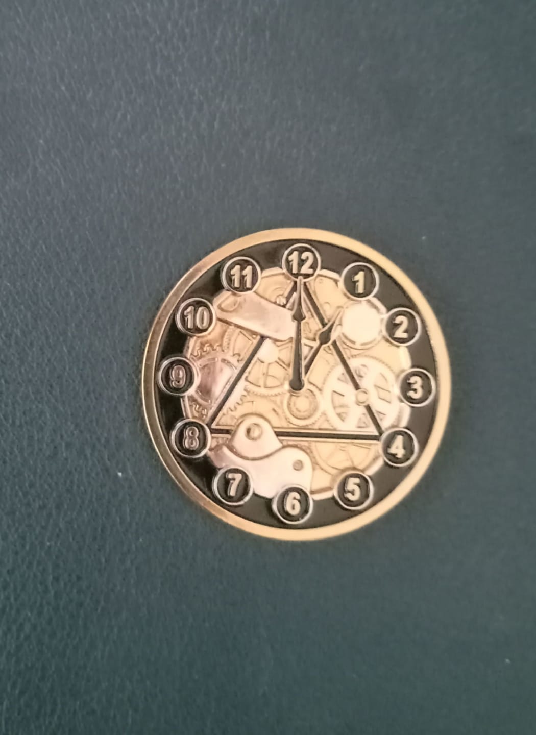 Customer photo review of Clockwork Gears AA/NA 3D Sculpted 12 Step Affirmation Recovery Medallion - Black / Gold / Nickel