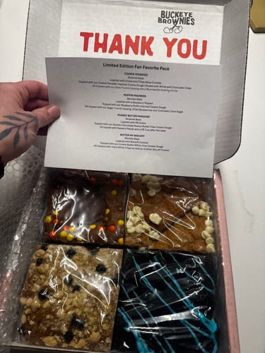 Customer photo review of Limited Edition Fan Favorite Box