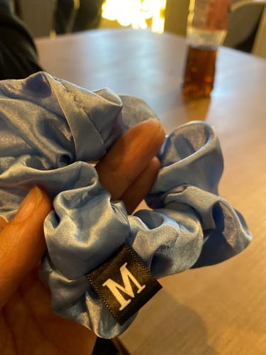 Customer photo review of Scrunchies petit - Satin