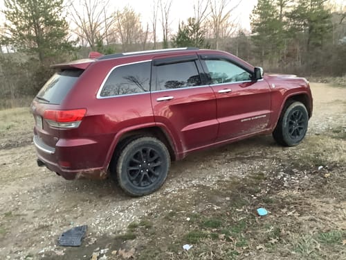 Customer photo review of 2011-2015 Jeep Grand Cherokee Air Suspension Conversion/Delete Kit with Module for 4x4 3.6L V6, V8 and 3.0 Diesel Engines (JC14FML)