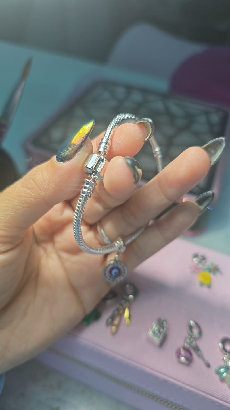 Customer photo review of Charm Ojo Turco Giratorio