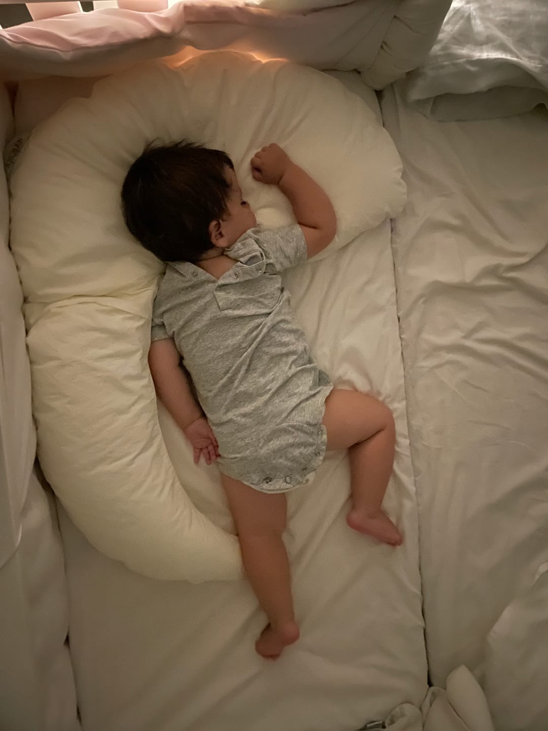 Customer photo review of ALMOHADA LUNA 👶🏼Ayuda a dormir solitos! De la cuna a la cama fácilmente