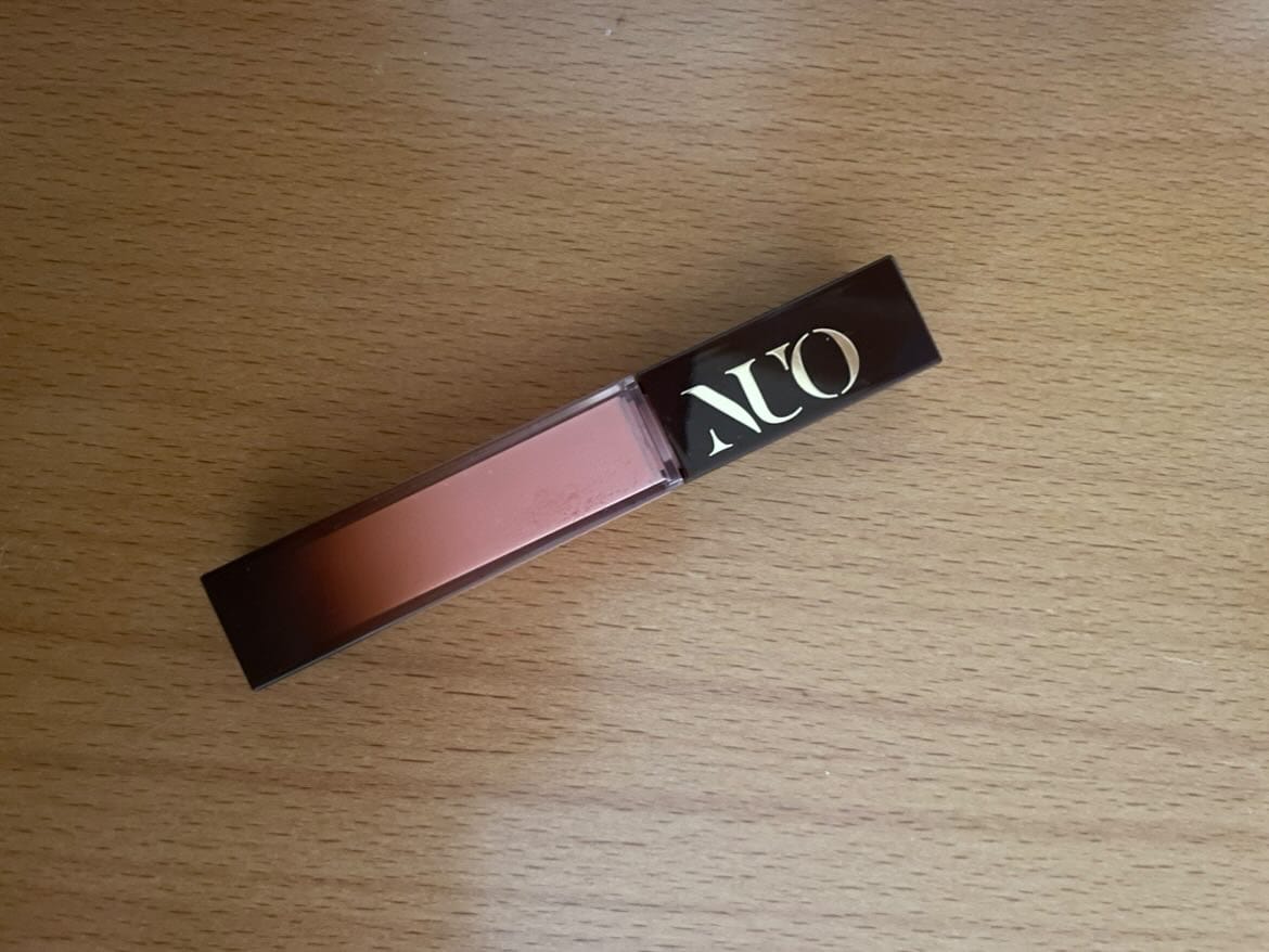 Customer photo review of Lip Gloss SPF30