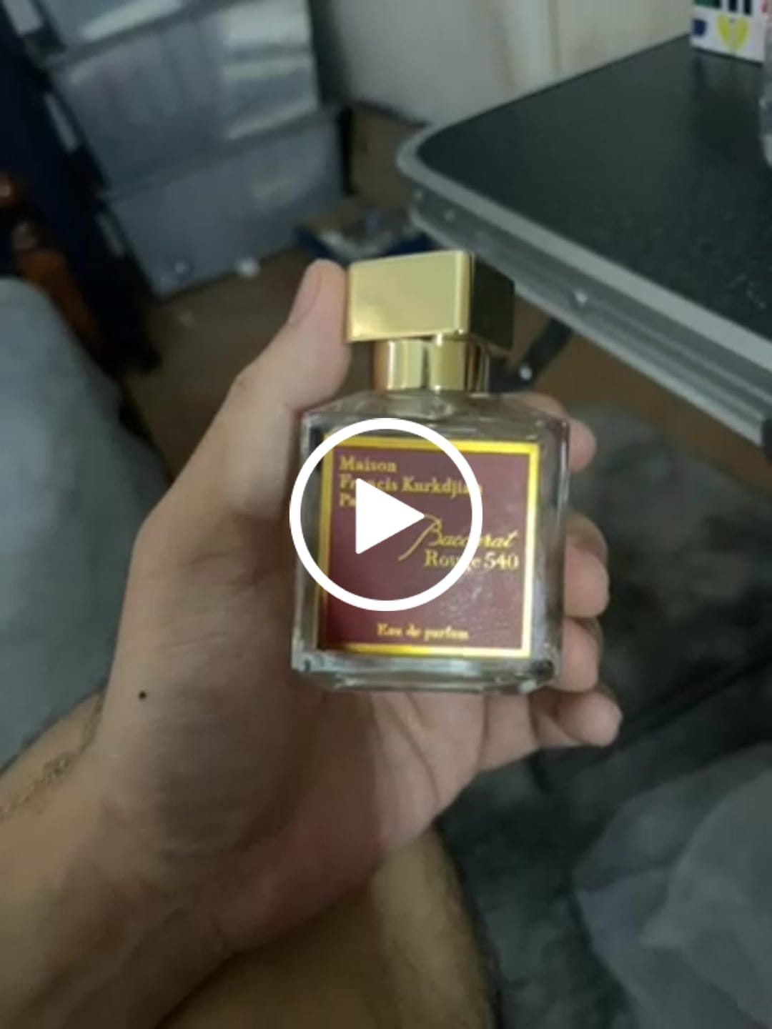 Customer video review of Baccarat Rouge 540 Eau De Parfum for Men and Women