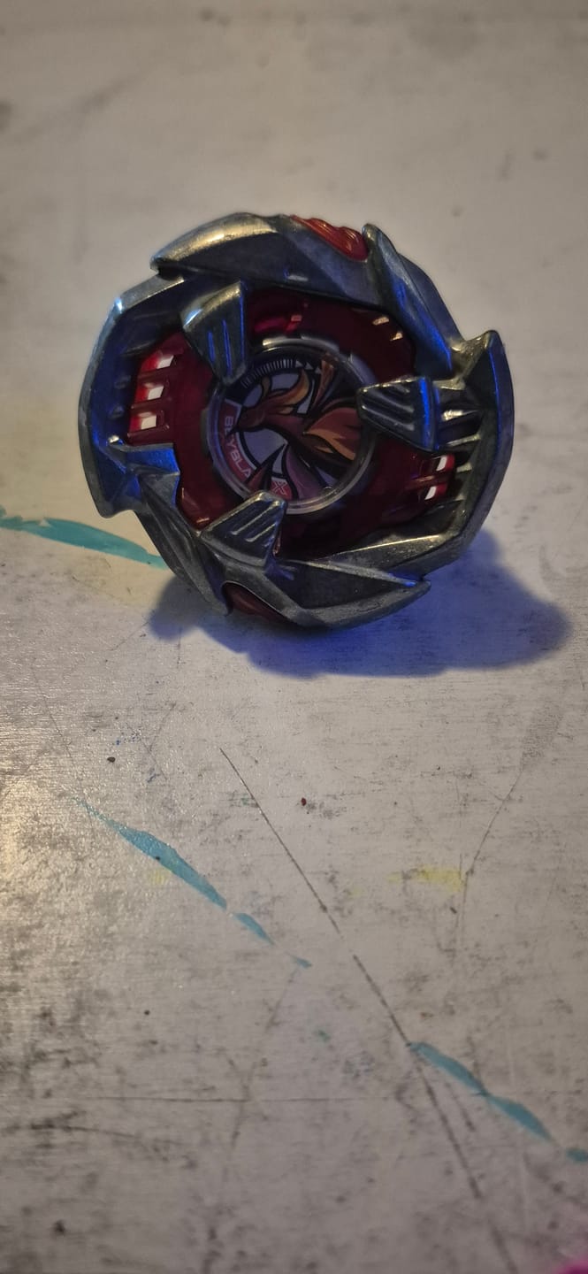 Customer photo review of Beyblade X BX-38 Crimson Garuda 4-70TP Booster