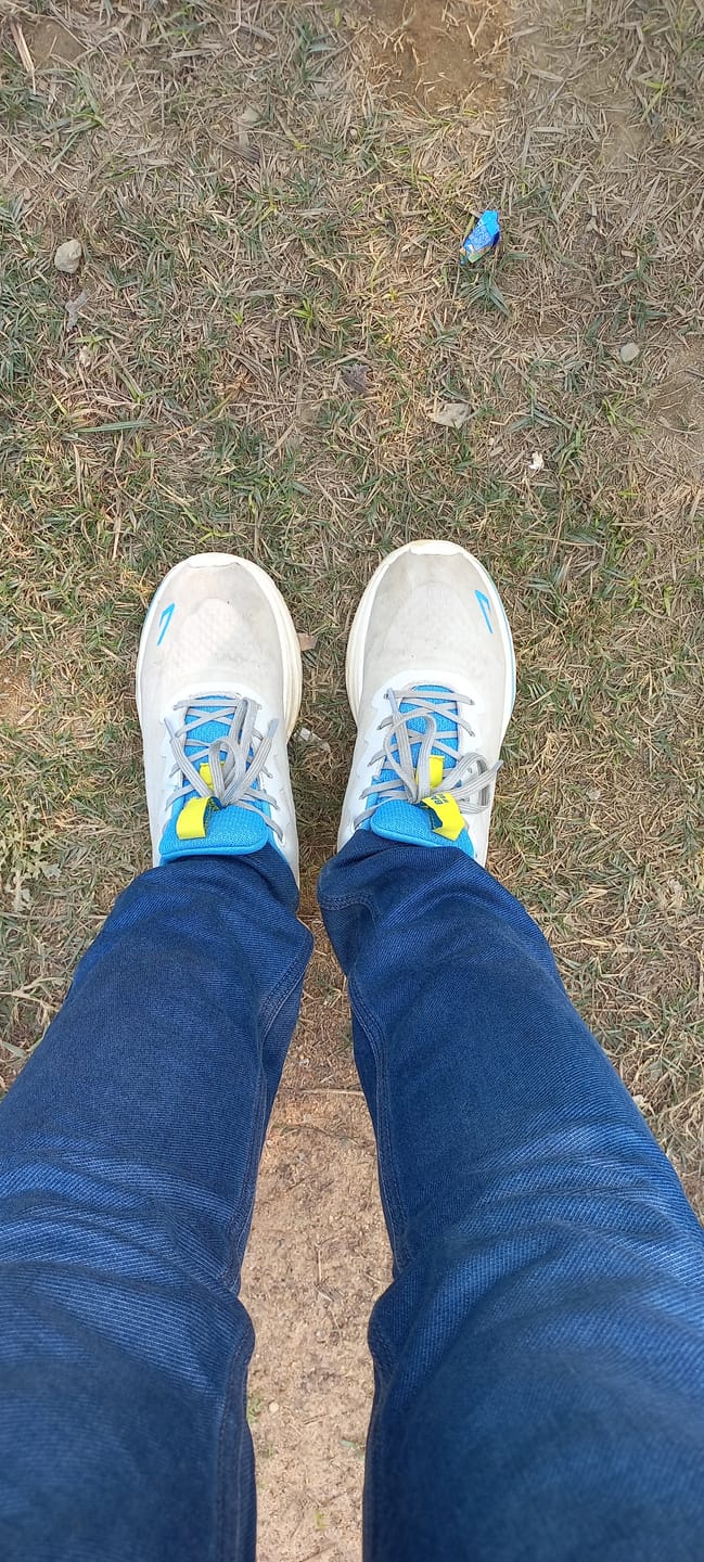 Customer photo review of Bacca Bucci SPEED PRO Athleisure Running Shoes