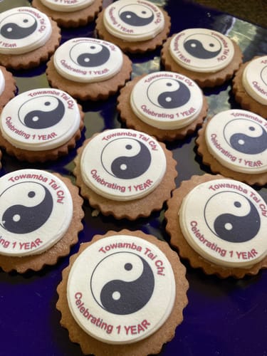 Customer photo review of 15 x 5 cm Pre-cut Standard Cupcake Custom Edible Icing Images