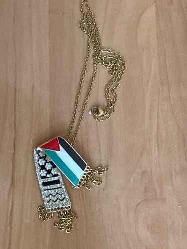 Customer photo review of Keffiyeh Necklace