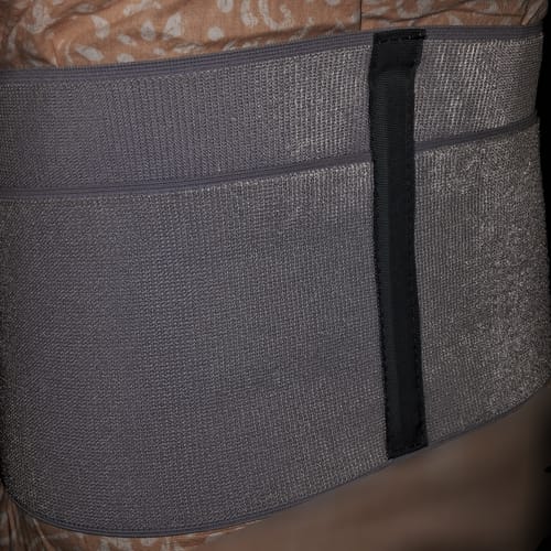 Customer photo review of Neoprene 8" Abdominal Belt | Supports the Weak Abdominal Muscles & Helps in Blood Circulation (Grey)