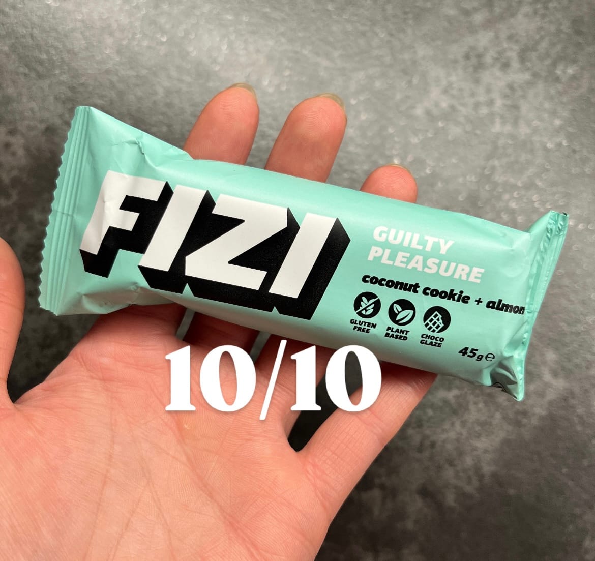 Customer photo review of BATON W POLEWIE CZEKOLADOWEJ "СOCONUT COOKIE + ALMOND" 10 X 45G
