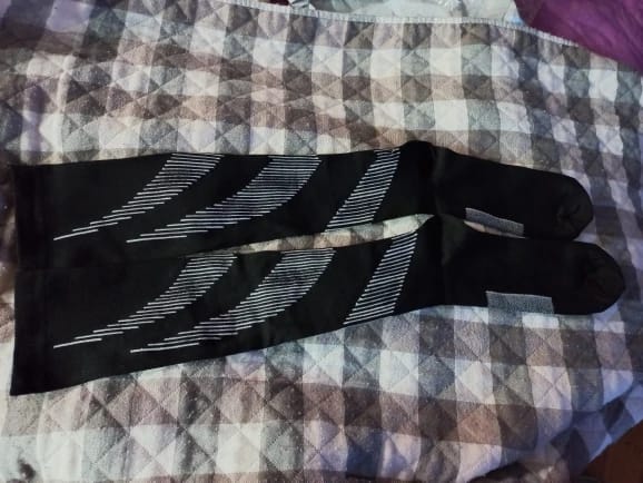 Customer photo review of KneePro FlexFit Compression Socks