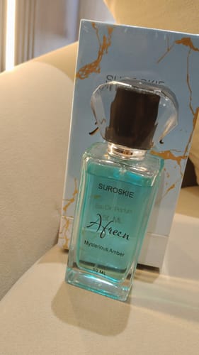 Customer photo review of Afreen  A Timeless Elegance