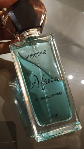 Customer photo review of Afreen  A Timeless Elegance