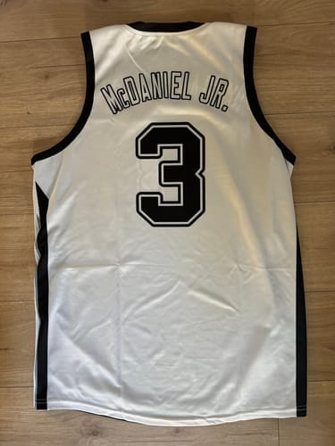 Customer photo review of Custom Black Pink Chest Slash Patttern Double Side Sports Uniform Basketball Jersey